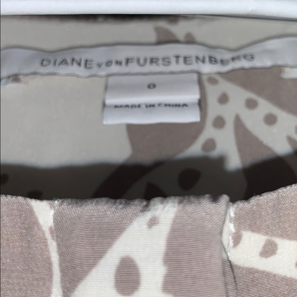 DVF Julieta Printed Shirtdress | 100% SILK - Picture 6 of 8